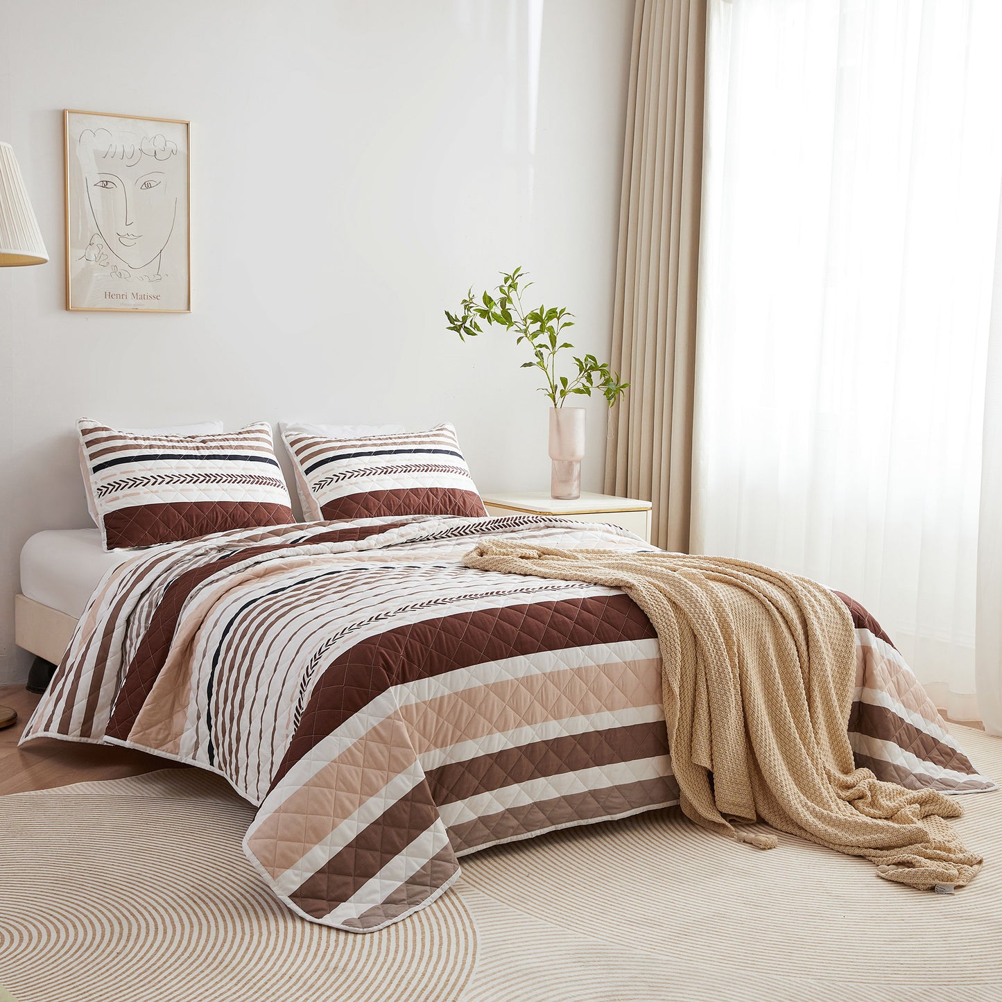 Bedmoon 3-piece All-season Stripe Reversible Soft Bedspread Quilt Set