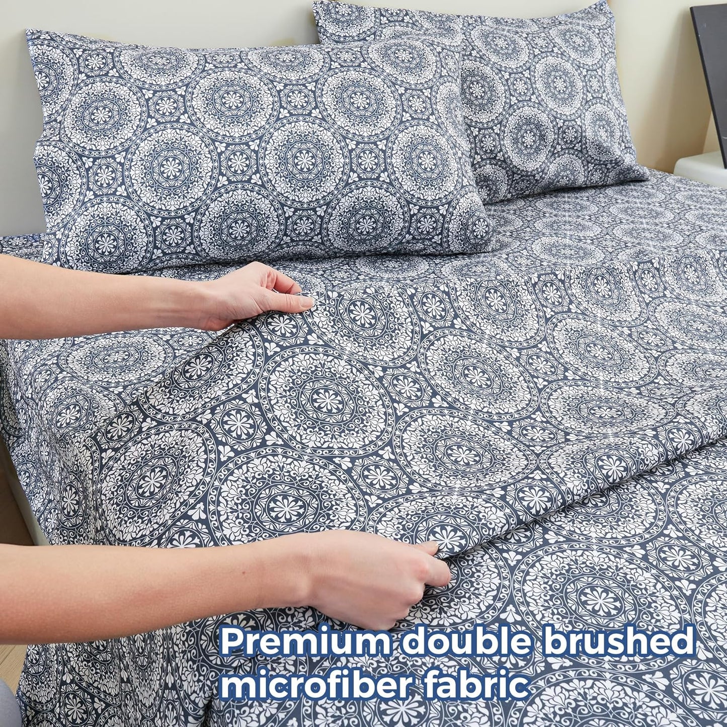 Bedmoon 4-piece Microfiber Bedding Set Breathable Bed Sheet Floral Printed Fitted Sheet